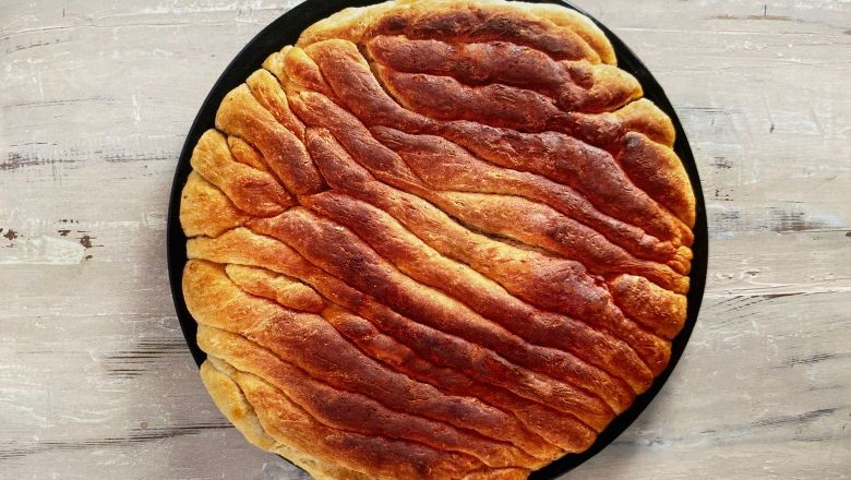 Bigadiç'in Şekilli Ekmeği Özel Günlerde Yapılıyor