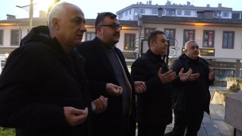 Başkan Akın 2025'e Zağnos Paşa Camii'nde Başladı!