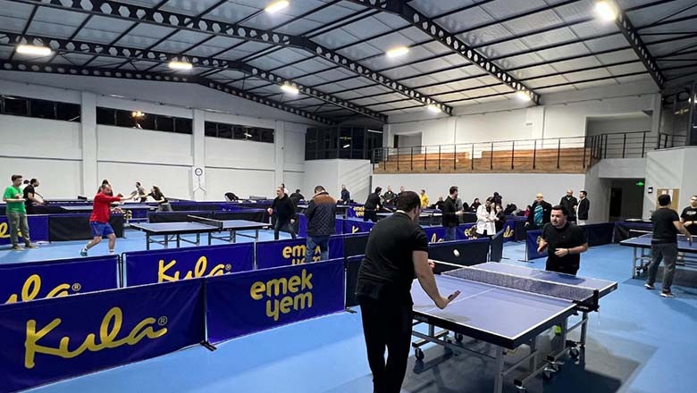 BAGİAD Üyeleri Masa Tenisi Turnuvasında Buluştu BAGİAD Üyeleri Masa Tenisi Turnuvasında Buluştu