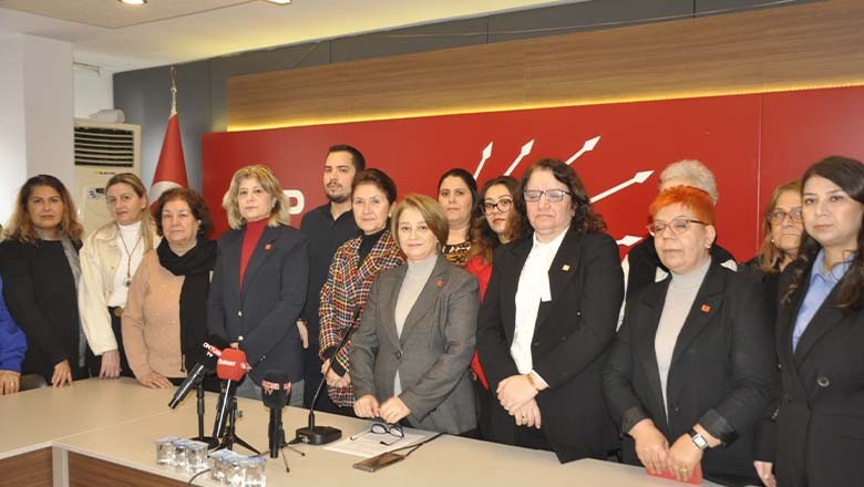Balıkesir'de Zübeyde Hanım 102. Ölüm Yıldönümünde Anıldı Balıkesir'de Zübeyde Hanım 102. Ölüm Yıldönümünde Anıldı