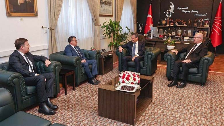 Balıkesir’in Projeleri CHP Genel Başkanı Özel’e Anlatıldı Balıkesir’in Projeleri CHP Genel Başkanı Özel’e Anlatıldı