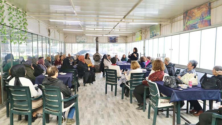 Burhaniye'de Kadınlara Sosyal ve Psikolojik Destek Burhaniye'de Kadınlara Sosyal ve Psikolojik Destek