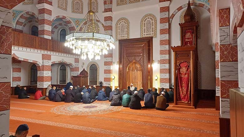 Havran'da Sabah Namazı Buluşması Yapıldı Havran'da Sabah Namazı Buluşması Yapıldı