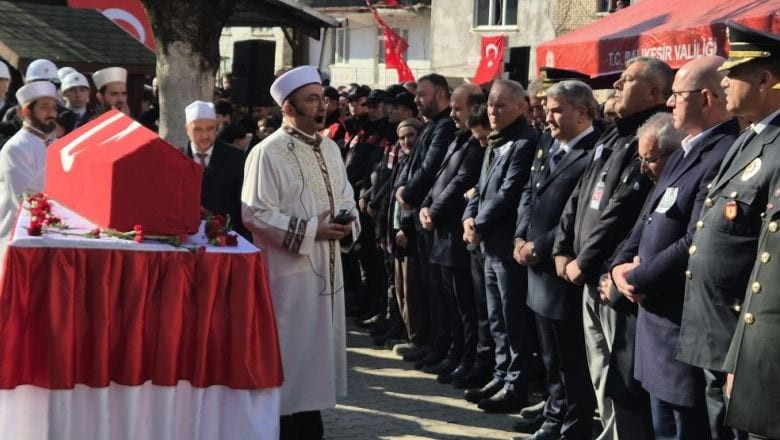 Şehit Polis Aramış Balıkesir'de Son Yolculuğuna Uğurlandı