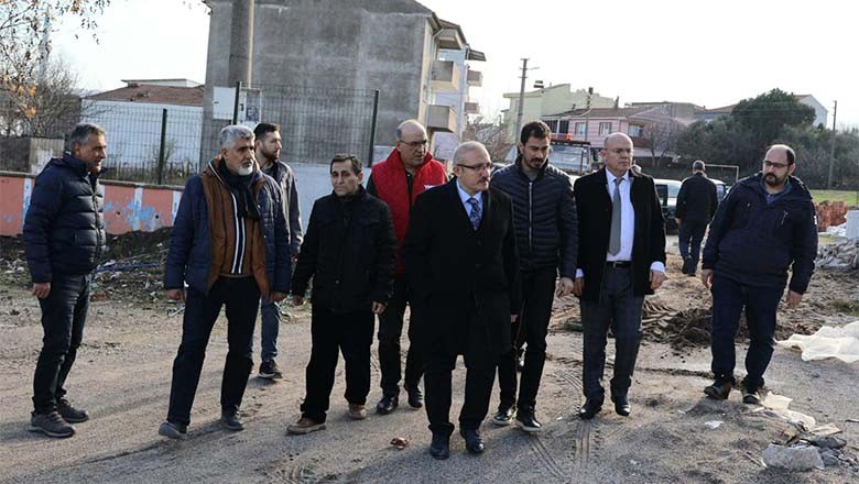 Susurluk’ta Eğitim Yatırımları Yerinde İncelendi Susurluk’ta Eğitim Yatırımları Yerinde İncelendi