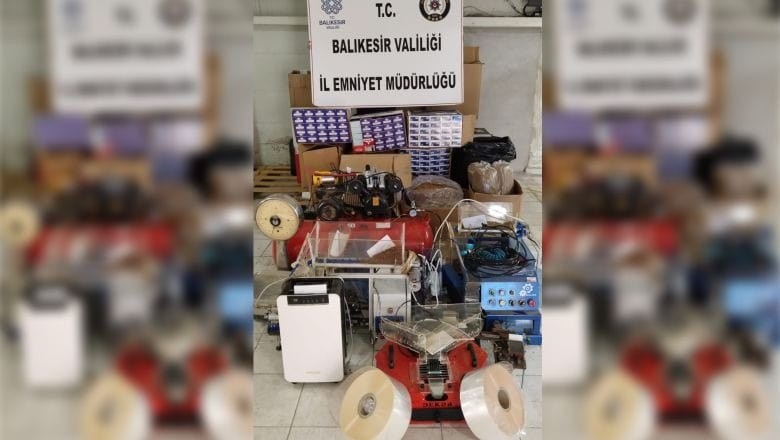 Balıkesir KOM'dan Kaçakçılara Baskın! Balıkesir KOM'dan Kaçakçılara Baskın!