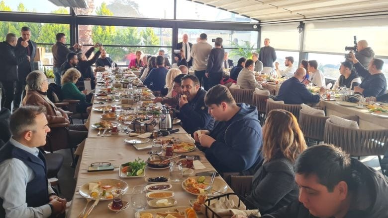 Gazeteciler Günü'nün İlk Kutlaması Başkan Ertaş'tan