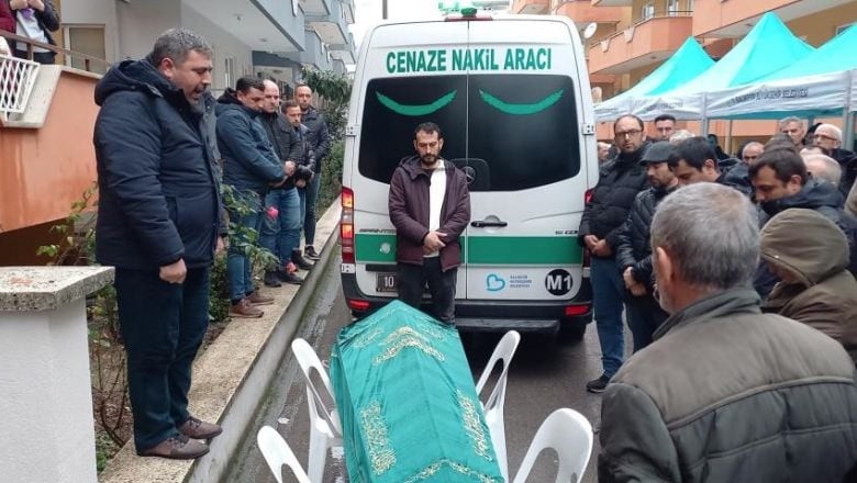 Balıkesir’de Kazada Hayatını Kaybeden İki Kişi Uğurlandı