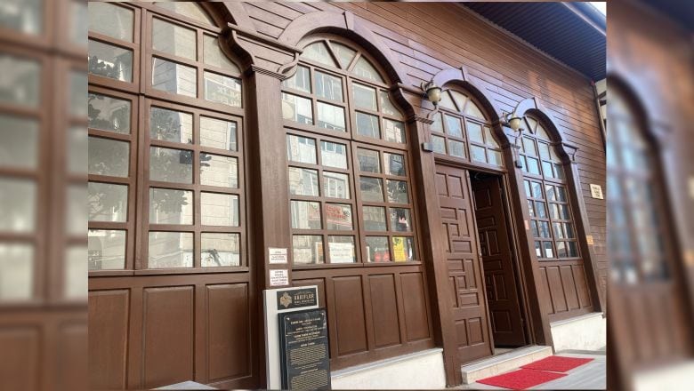 Balıkesir Yeşilli Camiinin Özellikleri