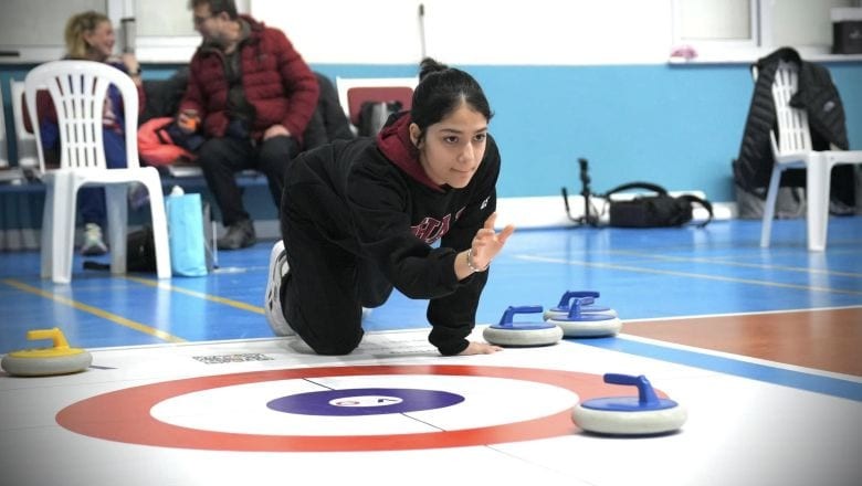 Balıkesir'de Curling Şampiyonları Belli Oldu!