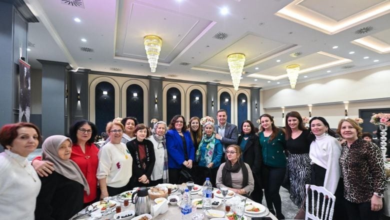  İzmir’de Balıkesir Rüzgârı Esti