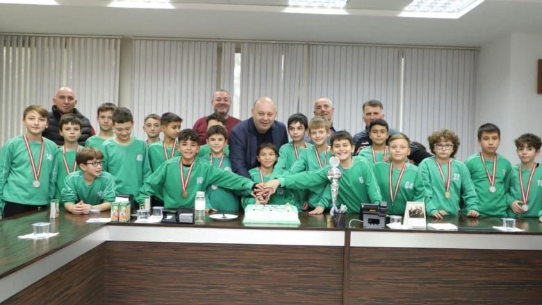 Marmara Şampiyonluğu Gönen Belediyespor'da!