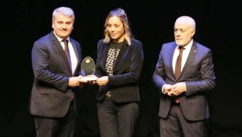 30 Yıllık Başarı Ödülü 30 Yıllık Başarı Ödülü
