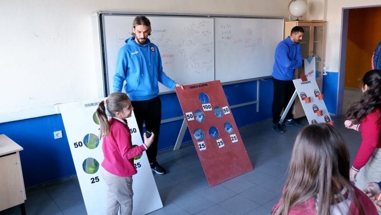 Susurluk'ta Çocukların Hayatı Sporla Değişiyor