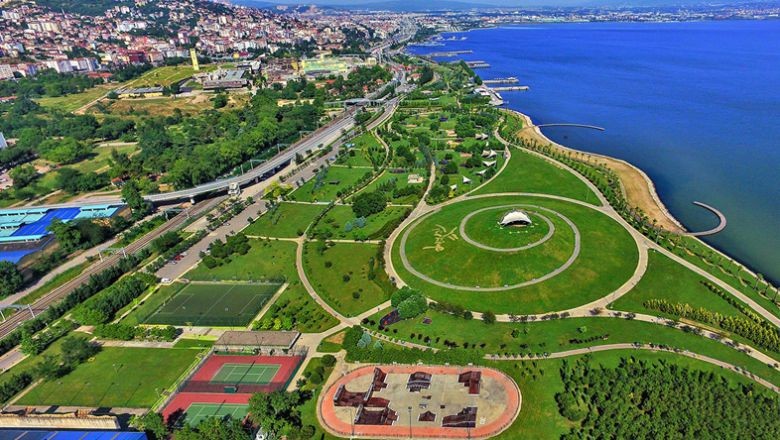 Kocaeli İlinin Kaç İlçesi Var ve En Büyük İlçeleri Hangileri?