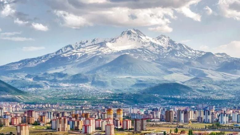 Kayseri İlinin Kaç İlçesi Var ve En Büyük İlçeleri Hangileri?