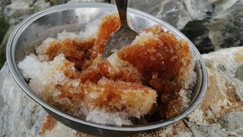Balıkesir’de Karlı Pekmezi Mutlaka Deneyin!