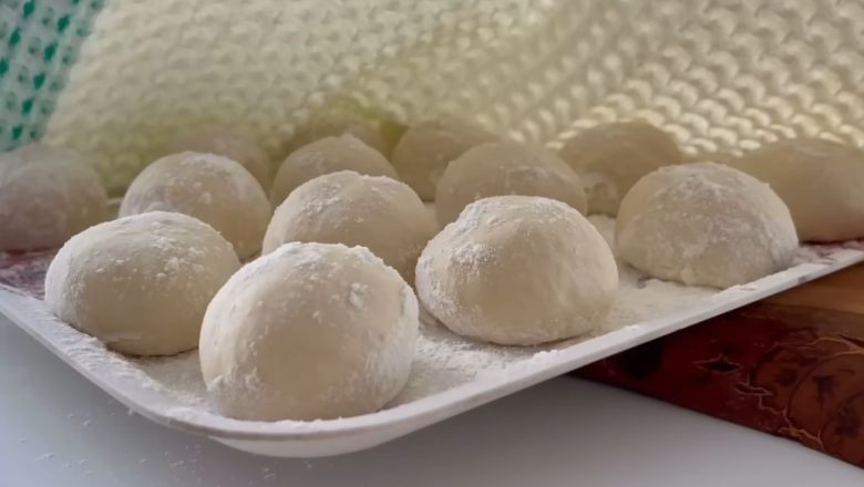 Evde Yufka Nasıl Yapılır? İşte Ramazan Yufkası