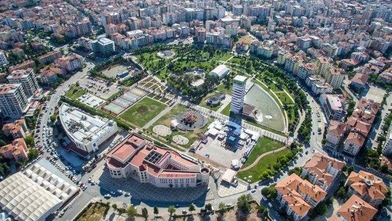 Uşak İlinin Kaç İlçesi Var ve En Büyük İlçeleri Hangileri?