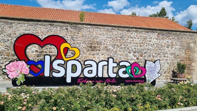 Isparta İlinin Kaç İlçesi Var ve En Büyük İlçeleri Hangileri?