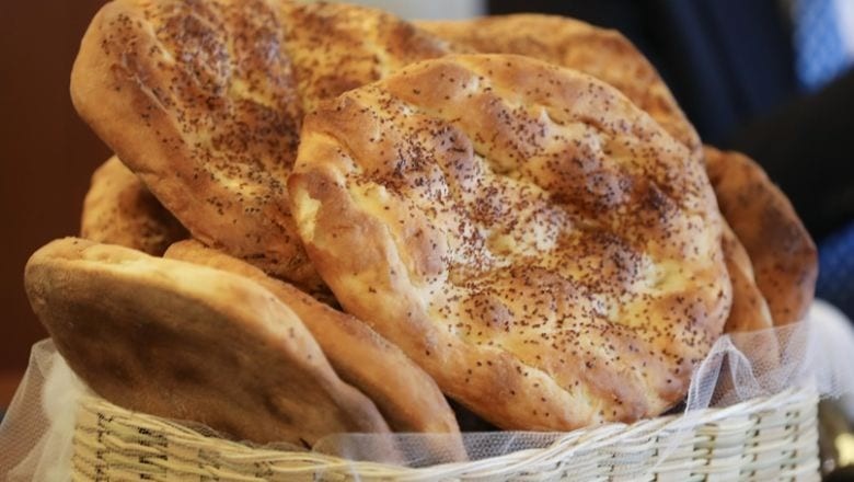 Susamlı mı Yumurtalı mı? Balıkesir’de Pide Tercihleri