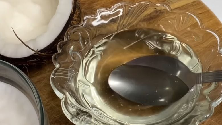 15 Dakikada Doğal Diş Beyazlatma Yöntemi