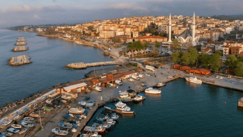 Düzce İlinin Kaç İlçesi Var ve En Büyük İlçeleri Hangileri?