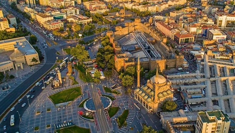 Kayseri İlinin Kaç İlçesi Var ve En Büyük İlçeleri Hangileri?