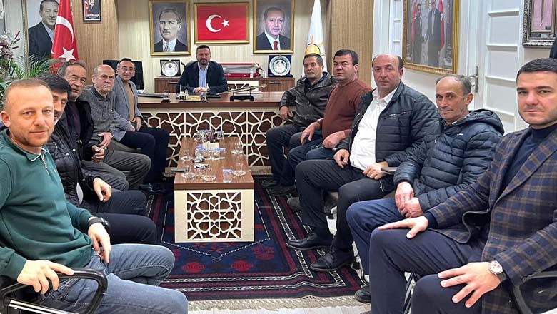 AK Parti İl Başkanı Aydemir, Muhtarlarla Bir Araya Geldi AK Parti İl Başkanı Aydemir, Muhtarlarla Bir Araya Geldi