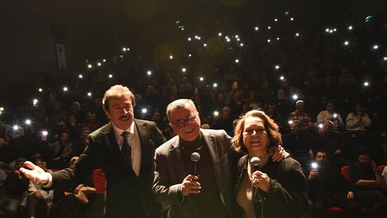 Altıeylül Belediyesi’nden Ferdi Tayfur’a Vefa Gecesi Altıeylül Belediyesi’nden Ferdi Tayfur’a Vefa Gecesi