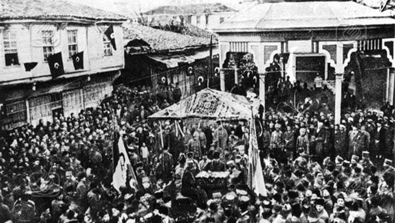 Atatürk’ün Zağnospaşadaki Cuma Hutbesi Atatürk’ün Zağnospaşadaki Cuma Hutbesi