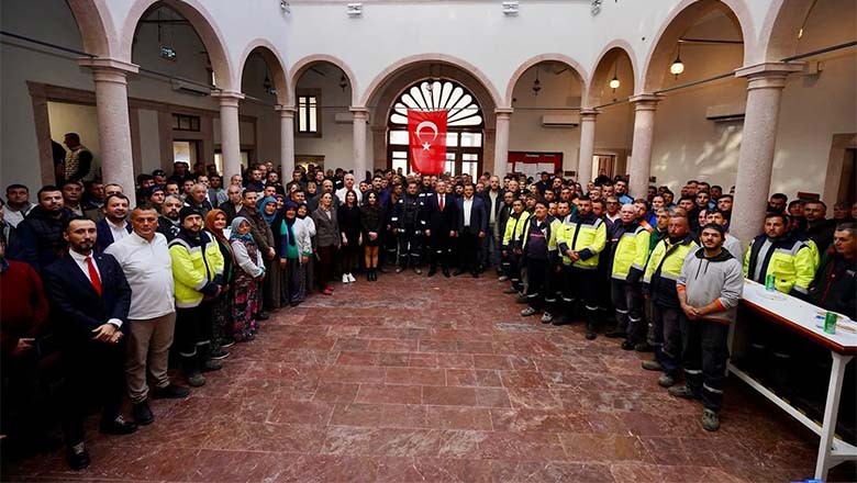 Ayvalık Belediyesi'nde Toplu İş Sözleşmesi İmzalandı Ayvalık Belediyesi'nde Toplu İş Sözleşmesi İmzalandı