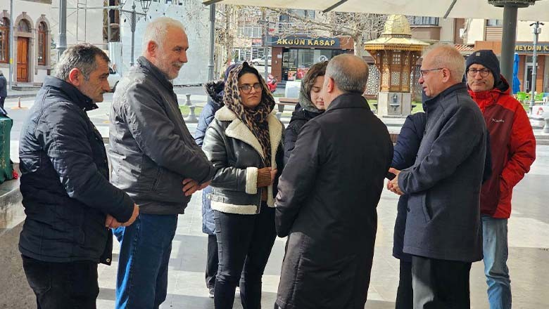 Balıkesir’de Sevil Sur Öğretmen Son Yolculuğuna Uğurlandı Balıkesir’de Sevil Sur Öğretmen Son Yolculuğuna Uğurlandı