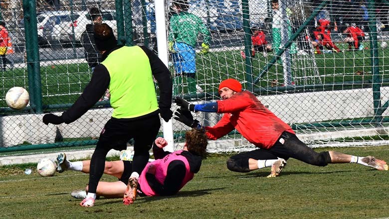 Balıkesirspor, Muğlaspor Maçı Hazırlıklarını Sürdürüyor Balıkesirspor, Muğlaspor Maçı Hazırlıklarını Sürdürüyor