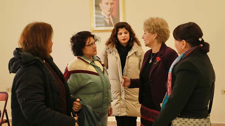 Burhaniye Belediyesi ve Kent Konseyi Kadınlarla Bir Araya Geldi! Burhaniye Belediyesi ve Kent Konseyi Kadınlarla Bir Araya Geldi!