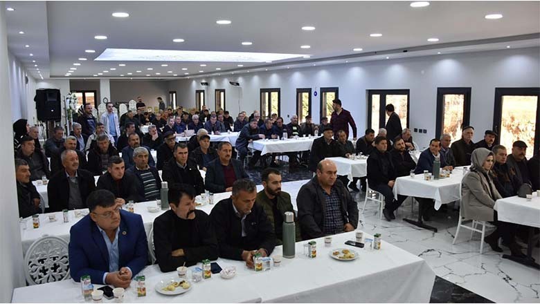 Büyükşehir Belediyesi Muhtarlarla Yakın Temasını Sürdürüyor Büyükşehir Belediyesi Muhtarlarla Yakın Temasını Sürdürüyor