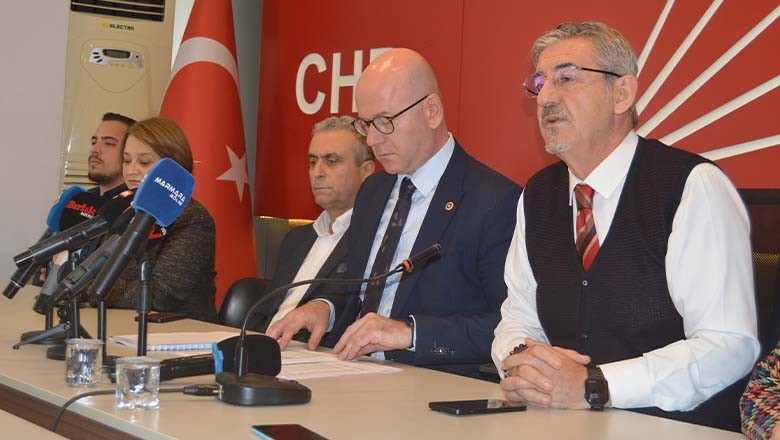 CHP Balıkesir'den Seçim Mesajı: “Erken Değil, Hemen Seçim!” CHP Balıkesir'den Seçim Mesajı: “Erken Değil, Hemen Seçim!”