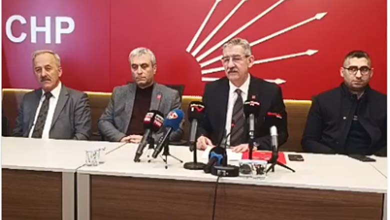 CHP İl Başkanı Köybaşı'dan Özgürlük ve Demokrasi Çağrısı CHP İl Başkanı Köybaşı'dan Özgürlük ve Demokrasi Çağrısı