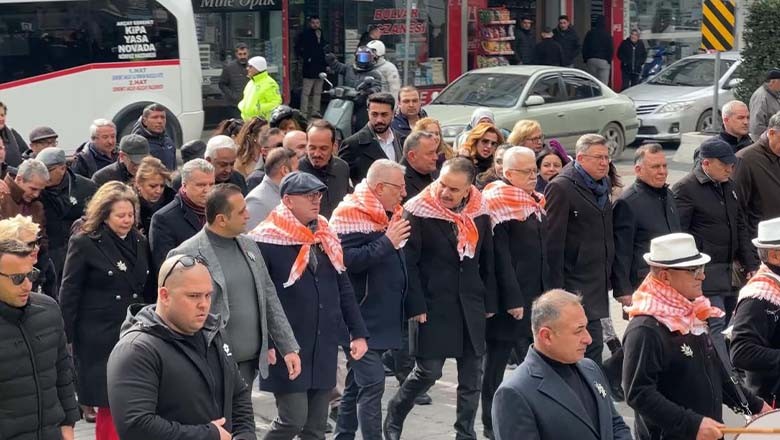Edremit'te Geleneksel Meci Şenliği Başladı Edremit'te Geleneksel Meci Şenliği Başladı