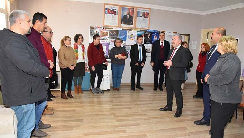 İl Müdürü Demir'den Hamiyyet-Ferudun Sözen İlkokuluna Ziyaret İl Müdürü Demir'den Hamiyyet-Ferudun Sözen İlkokuluna Ziyaret