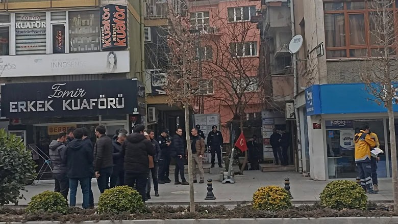 Sendika Şube Başkanı Sekreterini Öldürdü Sendika Şube Başkanı Sekreterini Öldürdü