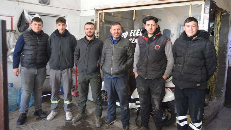 Şenol Oto Sahibi Memiş; "Eğitim Sistemi Zorlaştıkça Sanayide Çırak Sayısı Artıyor”