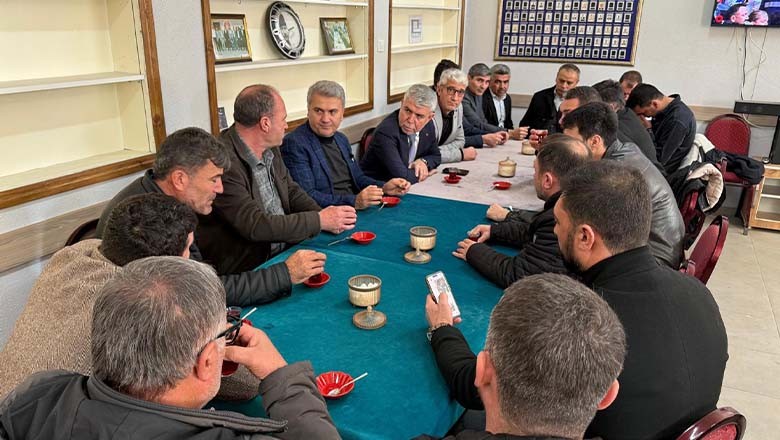 Vekil Canbey, İlçelerde Esnaf ve Vatandaşların Taleplerini Dinledi Vekil Canbey, İlçelerde Esnaf ve Vatandaşların Taleplerini Dinledi