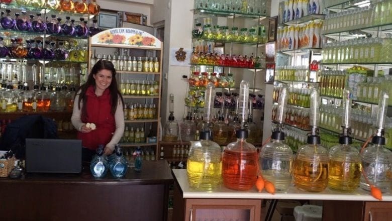 Sındırgı'nın Meşhur Kertil Çam Kolonyaları