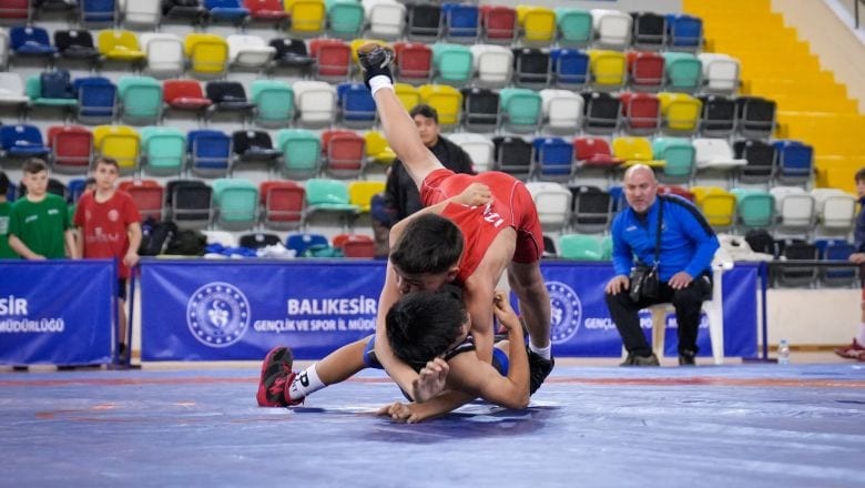 Balıkesir'de Güreş Şampiyonları Belli Oldu!