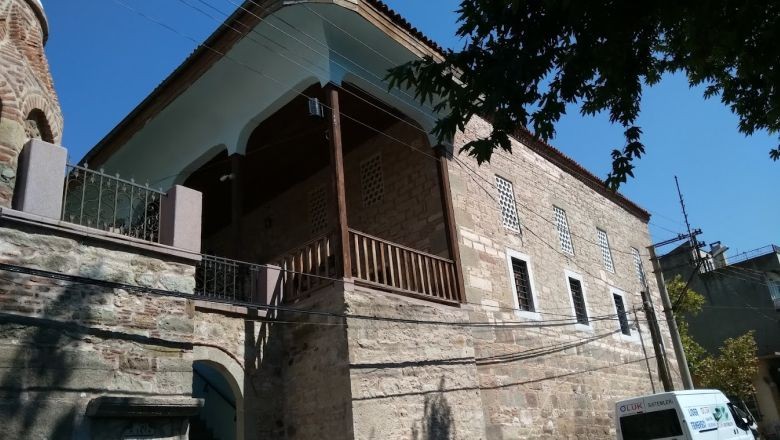 Bigadiç'in Camisi 18. Yüzyıldan Günümüze Uzanıyor