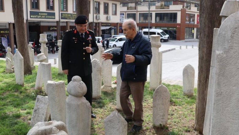 Şehit Yüzbaşı Necati Bey Kabri Başında Anıldı