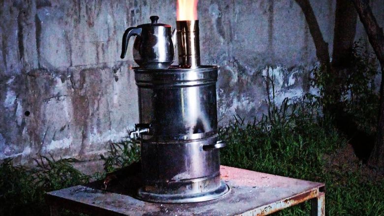 Balıkesirliler İftardan Sonra Semaverde Çay İçiyor