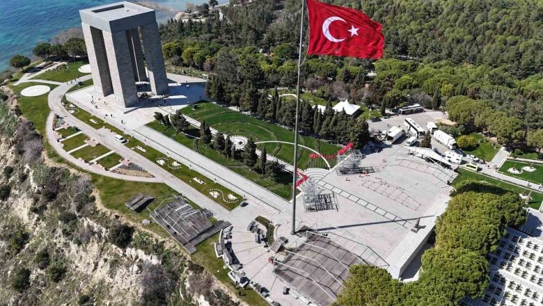 Vali Ustaoğlu'ndan 18 Mart Anma Günü Mesajı