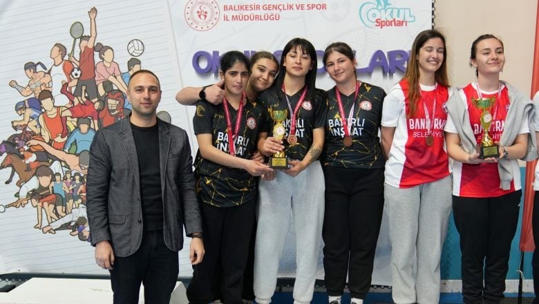 Balıkesir'de Gençler Bocce Sahasında Buluştu